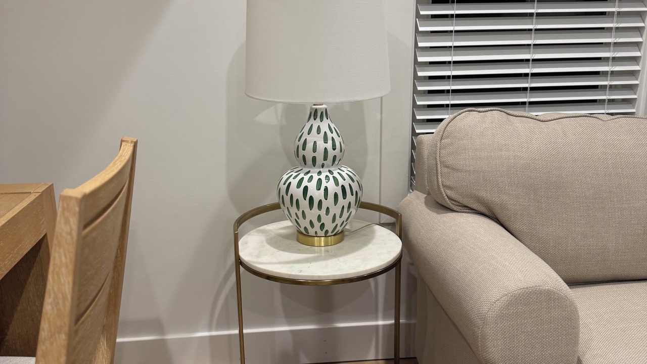 Photo of Livingroom in Wooded Estates