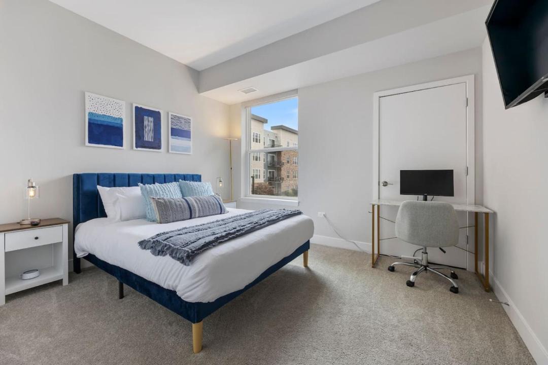 Photo of Bedroom in Warrenville