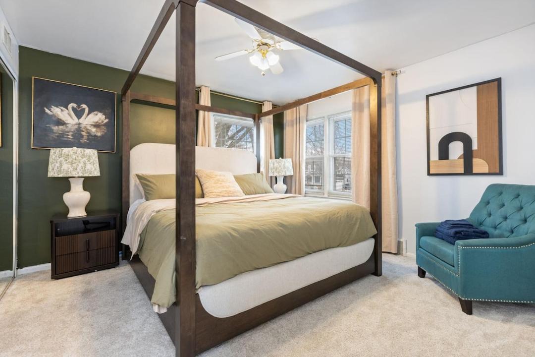 Photo of Bedroom in Naperville