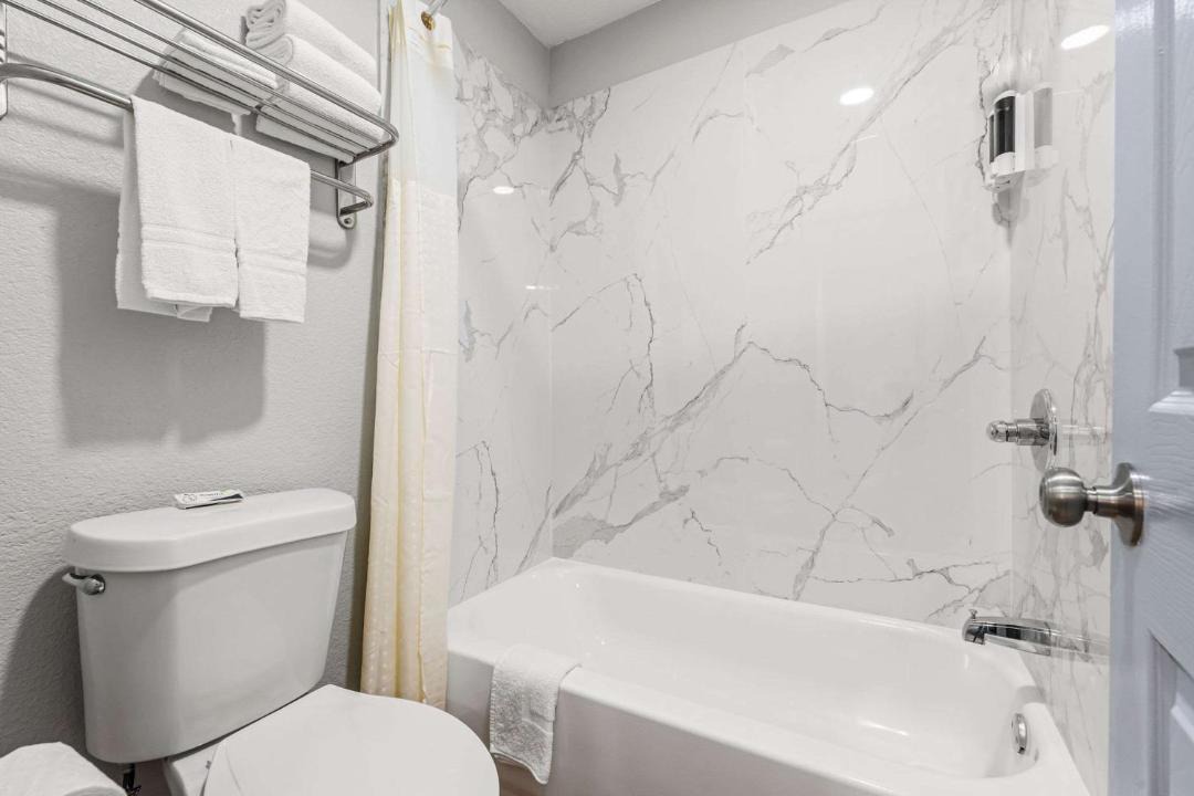 Photo of Bathroom in Sealy