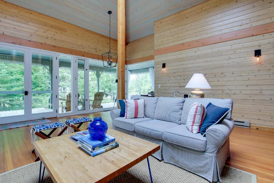 Photo of Others in Washington Island