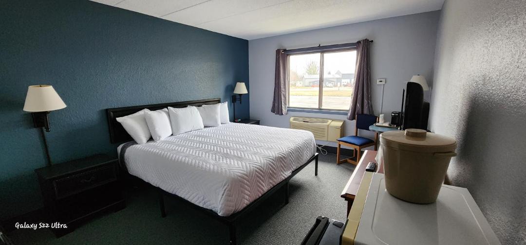 Photo of Bedroom in Sheboygan Falls