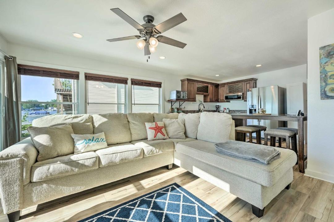 Photo of Livingroom in Angola