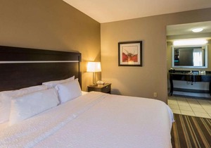 Hampton Inn New Albany in New Albany