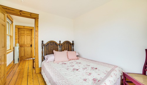 House (3 Bedrooms)