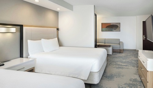 Suite, Multiple Beds, Hearing Accessible (Accessible Bathtub)