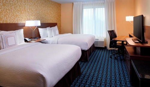 Room, 2 Queen Beds, Hearing Accessible (Transfer Shower & Roll-in Shower)