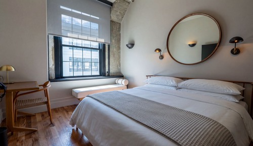 Room, 1 King Bed, Accessible (Harbor)