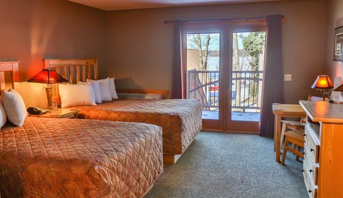 Room, 2 Queen Beds, Patio