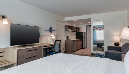 Studio Suite, 1 King Bed