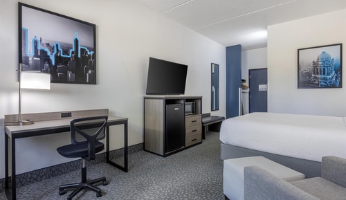 Standard Room, 1 Queen Bed, Non Smoking