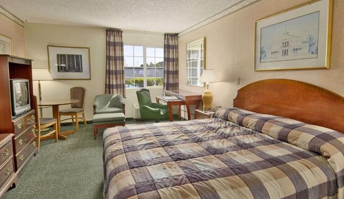 Suite, 1 King Bed, Non Smoking