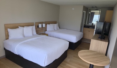 Double Room, 2 Double Beds