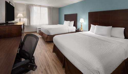 Room, 2 Queen Beds, Non Smoking