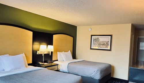 Standard Room, 2 Double Beds, Non Smoking