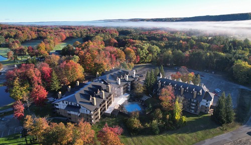 Deluxe Suite (Heather Highlands Inn Pleasantview)