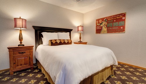 Loft (Heather Highlands Inn Pleasantview)