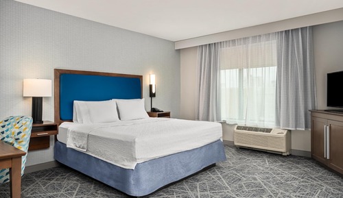 Suite, 1 King Bed, Accessible, Non Smoking (Roll In Shower)