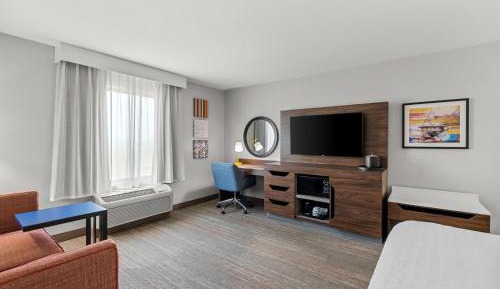 King Room with Sofa Bed - Non-Smoking