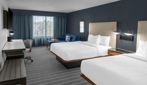 Queen Room with Two Queen Beds and Sofa Bed
