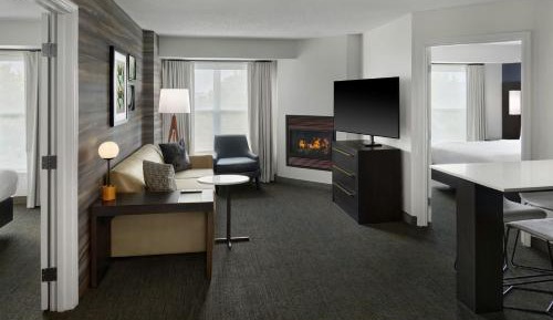 Two-Bedroom Queen Suite with Sofa Bed