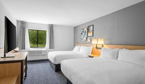 Queen Room with Two Queen Beds