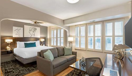 King Loft Suite with Sofa Bed and Kitchenette - Annex