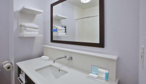 Queen Room with Two Queen Beds - Hearing Access/Non-Smoking