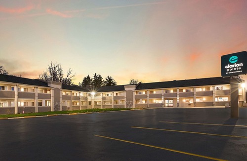 East Lansing Hotel | Clarion Pointe East Lansing University Area