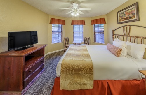 Clarkesville Hotel | Holiday Inn Club Vacations Apple Mountain Resort, an Ihg Hotel