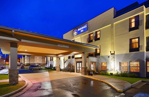Mishawaka Hotel | Best Western Plus Mishawaka Inn