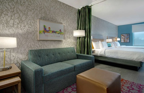 East Paris Hotel | Home2 Suites By Hilton Grand Rapids Airport