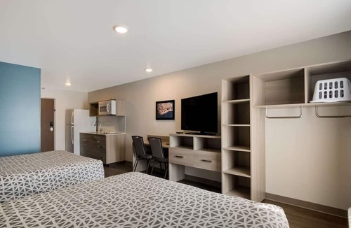 East Paris Hotel | WoodSpring Suites Grand Rapids Kentwood