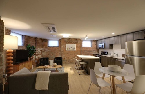 Brush Park Apartment | Mint House Detroit - Brush Park