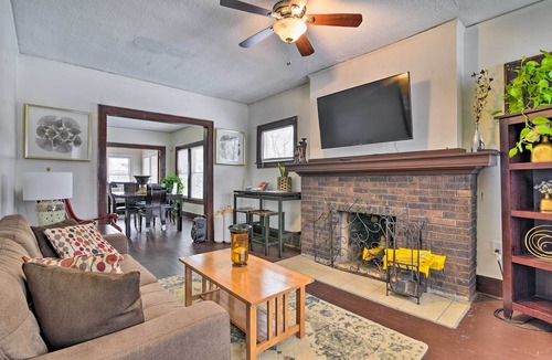 New Center Detroit Apartment | Awesome Detroit Apartment < 3 Mi to Midtown!