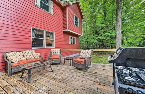 Mancelona Cottage | Bellaire Ski Escape ~ 1 Mile to Schuss Mountain!
