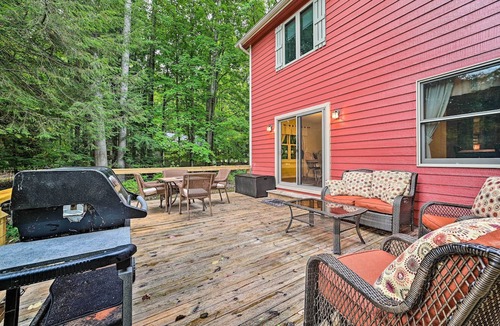 Mancelona Cottage | Bellaire Ski Escape ~ 1 Mile to Schuss Mountain!
