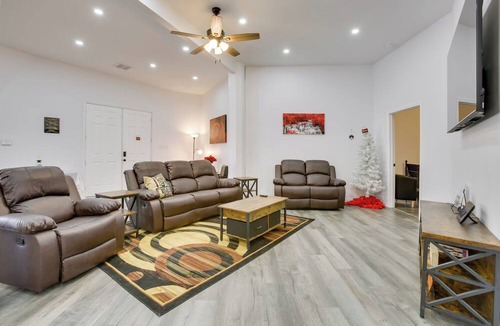 Kokomo Cottage | Unique Country Getaway in Angie w/Covered Patio!