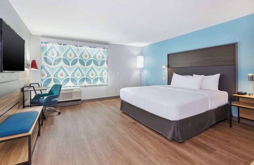 Comstock Park Hotel | Tru By Hilton Comstock Park Grand Rapids
