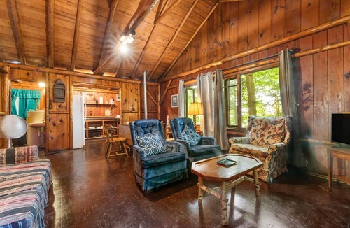 Whitehall House | Lake Huron Log Cabin #5