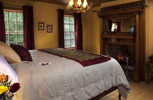 Hingham Bed & Breakfast | Hidden Serenity B&B