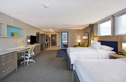 Alpine Center Hotel | Home2 Suites by Hilton Grand Rapids North