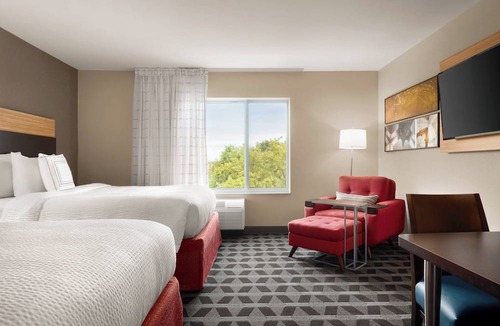 Janesville Hotel | TownePlace Suites by Marriott Janesville