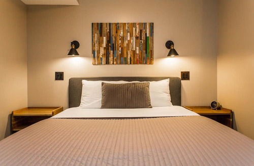 Bronzeville House | Villa Dubois Guest House