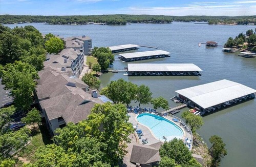 Village of Four Seasons Condo | Ten Minutes to "the Strip" - Amazing Lake Views