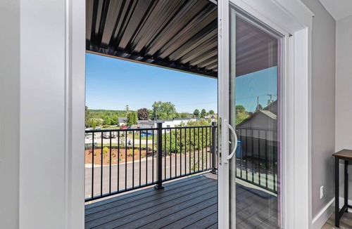 Lake Leelanau Condo | The Birches Condotel Unit 3