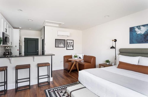 Bellaire Hotel | Spillway Lodges