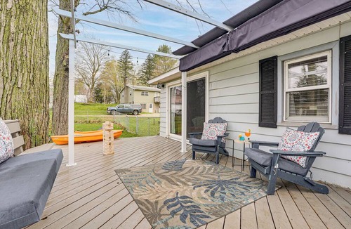 Delton Cottage | Secluded Home w/Lake View in Delton!