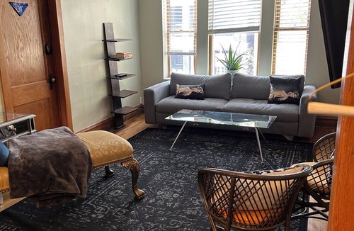 Boystown Bed & Breakfast | Dorothy's