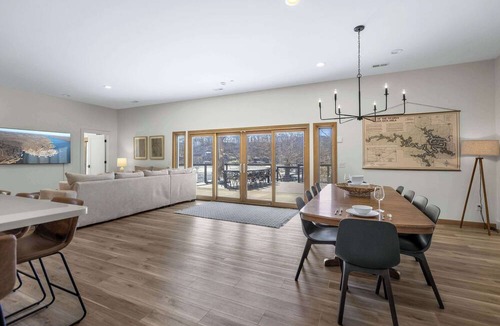Gravois Mills House | Bearcat Bungalows Two Homes One Rental, Sleep 22